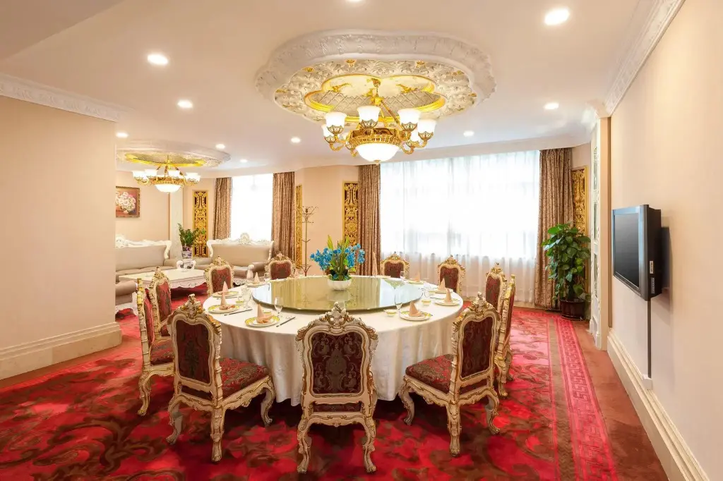 Гуанчжоу: Guangdong Nanyang Royal Hotel
