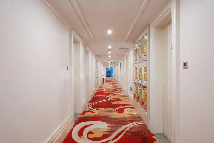 Гуанчжоу: Guangdong Nanyang Royal Hotel