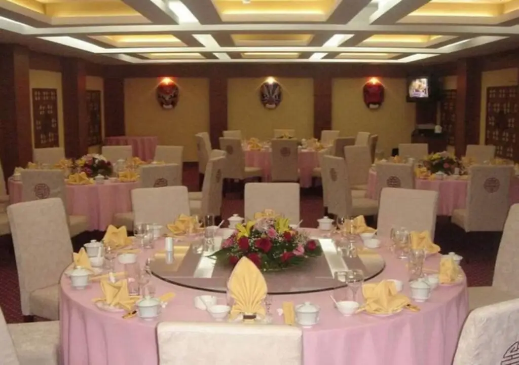 Пекин: Shatan Hotel