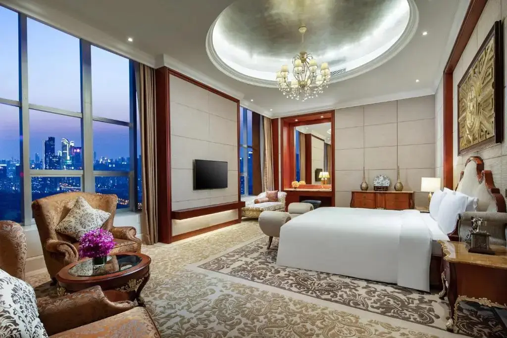 Шэньчжэнь: Отель Crowne Plaza Shenzhen Futian by IHG