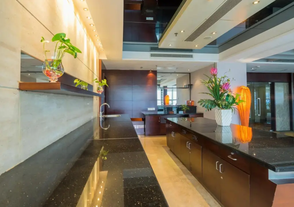 Гуанчжоу: Liuhua Hotel