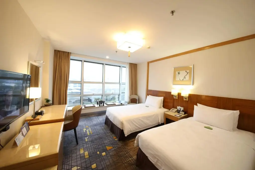 Гуанчжоу: Liuhua Hotel