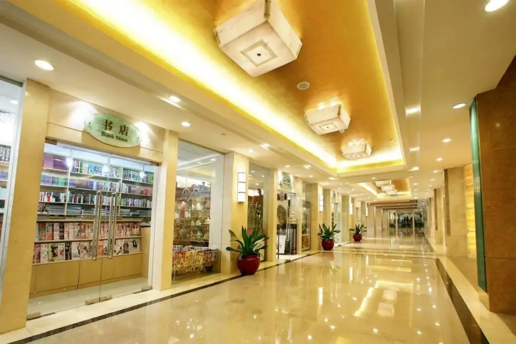 Гуанчжоу: Liuhua Hotel
