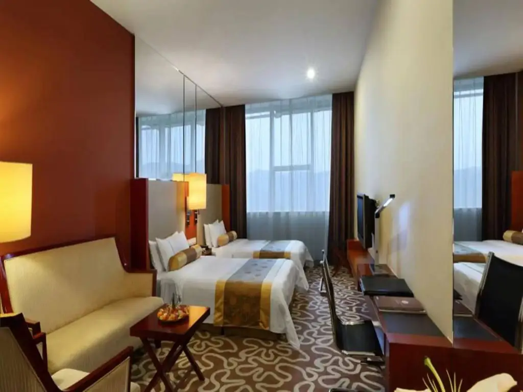 Шэньчжэнь: CAA Holy Sun Hotel