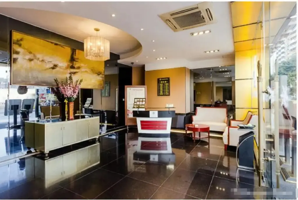 Шэньчжэнь: CAA Holy Sun Hotel