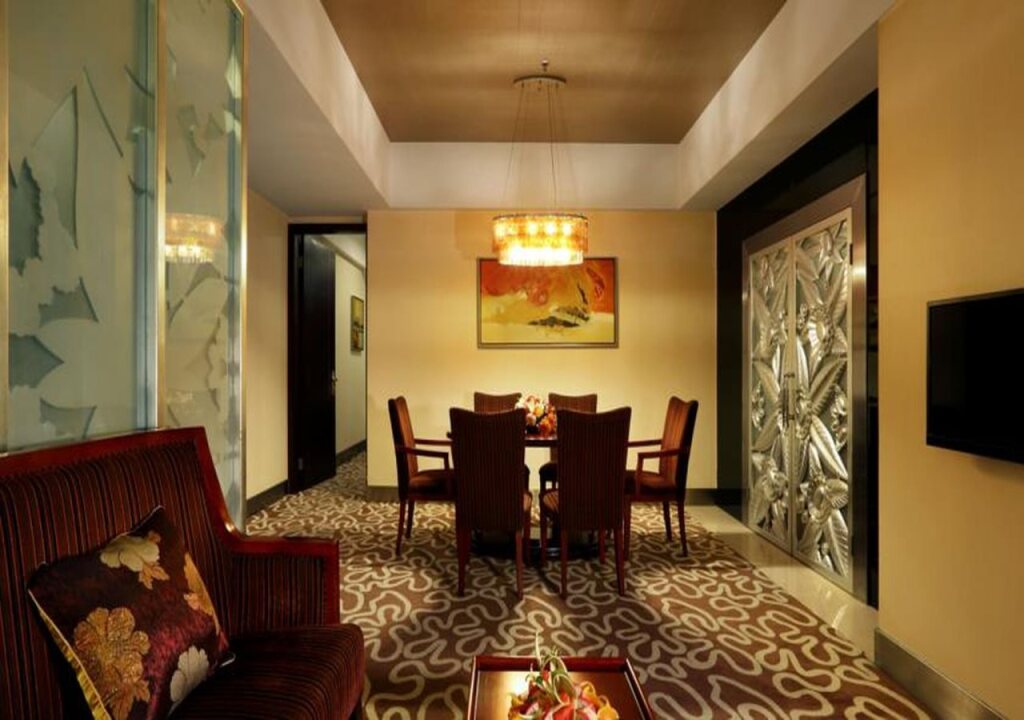 Шэньчжэнь: CAA Holy Sun Hotel