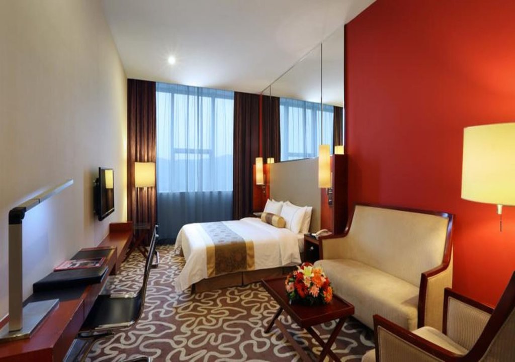 Шэньчжэнь: CAA Holy Sun Hotel
