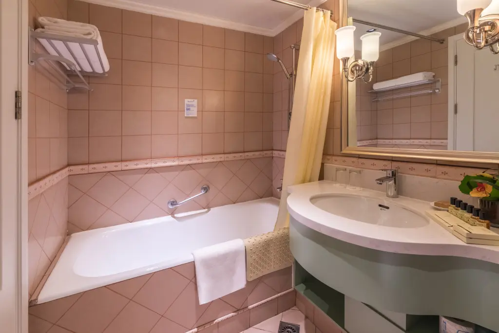 Шанхай: Апартотель Green Court Residence City Center Shanghai
