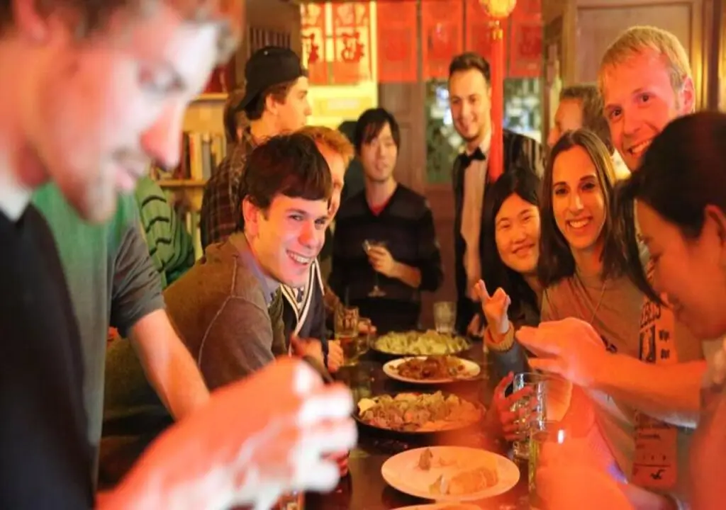 Пекин: Happy Dragon.Saga Youth Hostel