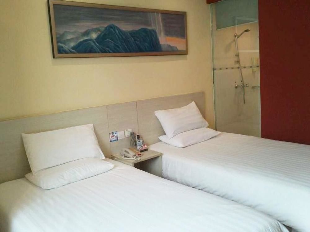 Ханчжоу: Hanting Express Hangzhou Wulin Plaza West