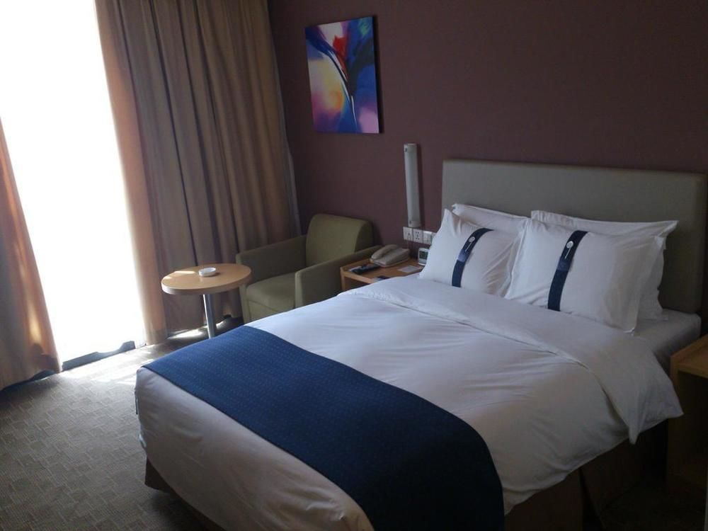 Шанхай: Q Box Hotel Shanghai Meilong
