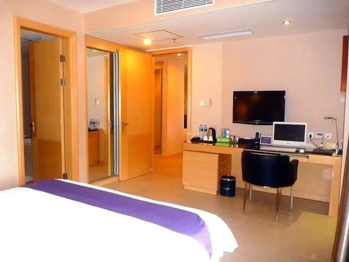 Шэньчжэнь: Century Plaza Hotel