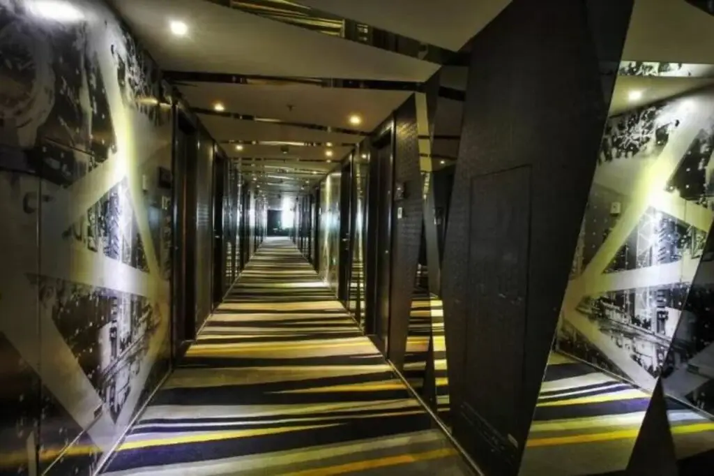 Шанхай: FX Hotel ShangHai XuJiaHui