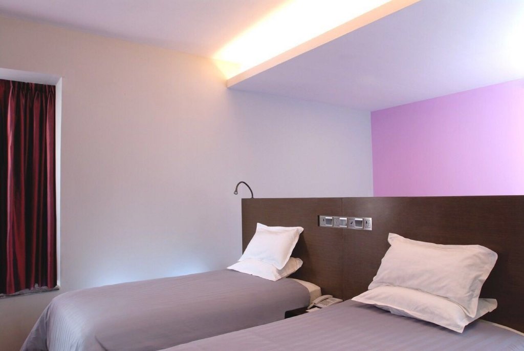 Пекин: FX Hotel ZhongGuanCun
