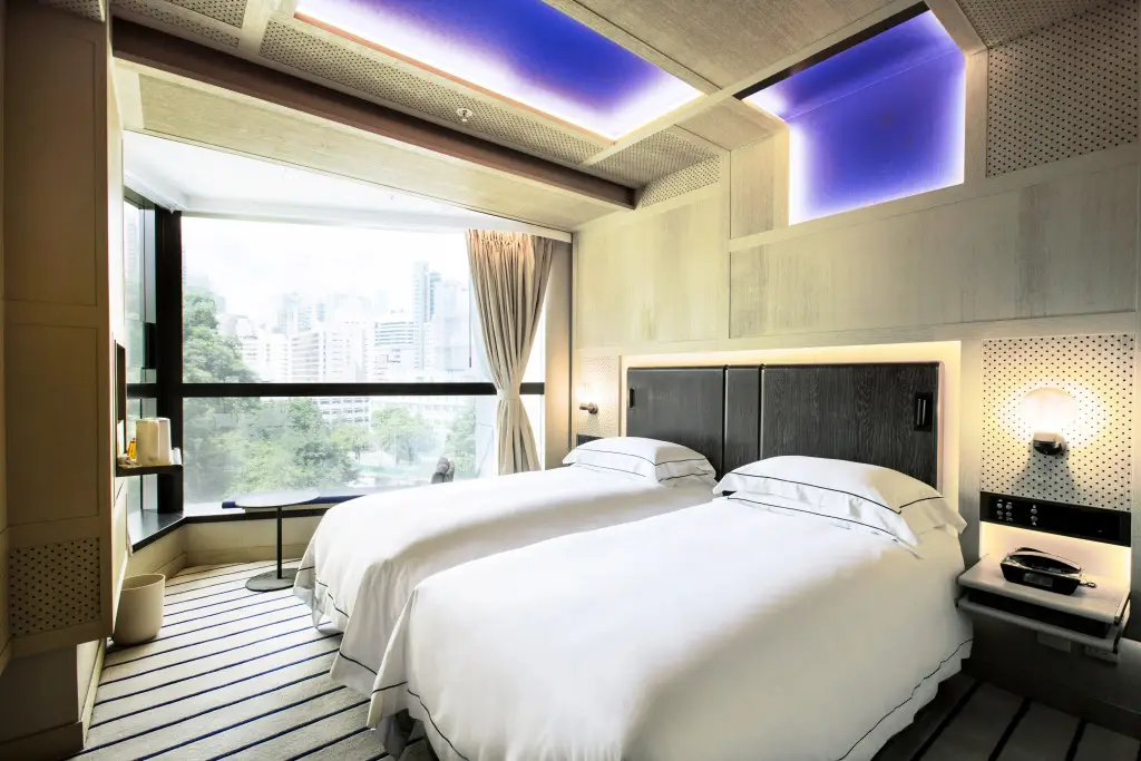 Гонконг: The Emperor (Happy Valley) Hotel