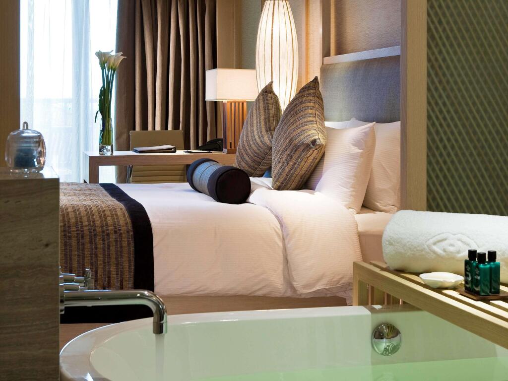 Шанхай: Sofitel Shanghai Sheshan Oriental
