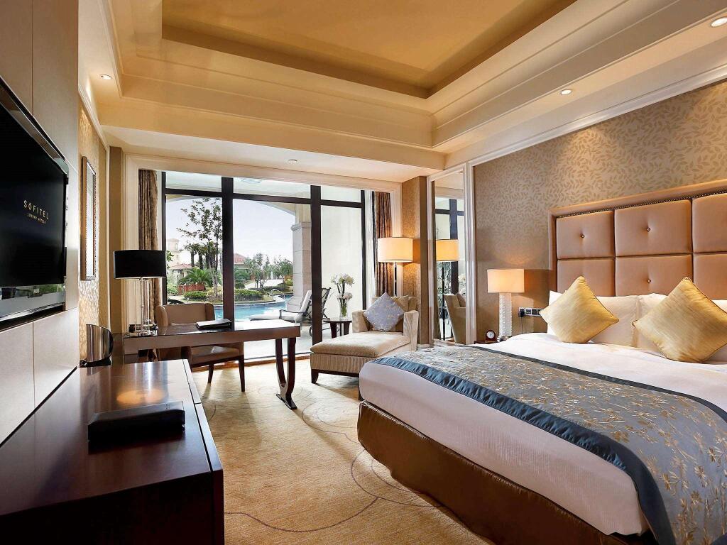 Шанхай: Sofitel Shanghai Sheshan Oriental