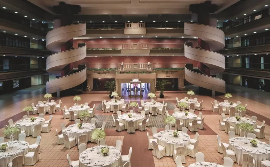 Шанхай: The Portman Ritz-Carlton, Shanghai