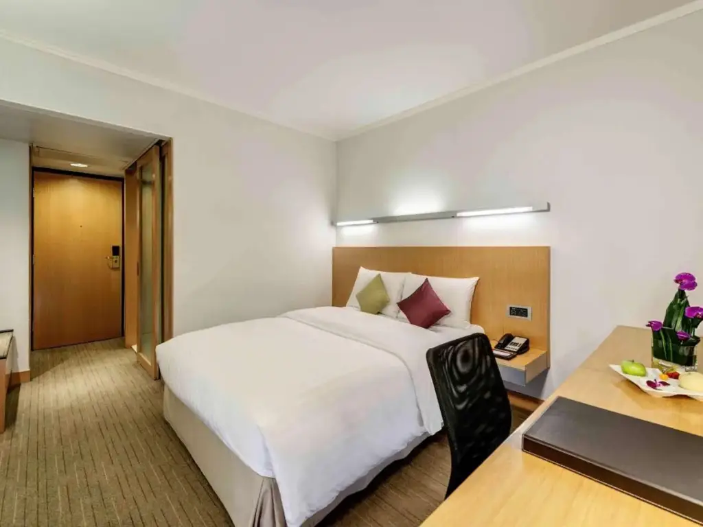 Гонконг: Novotel Century Hong Kong