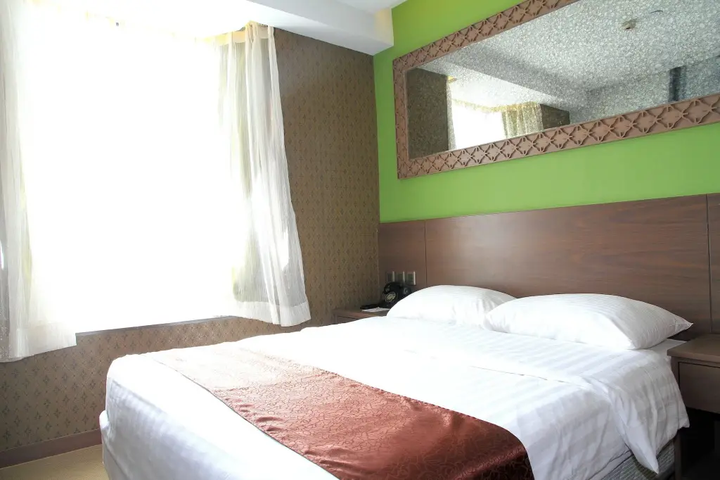 Гонконг: Largos Hotel