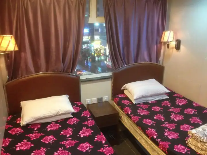 Гонконг: Lis Chain Hostel