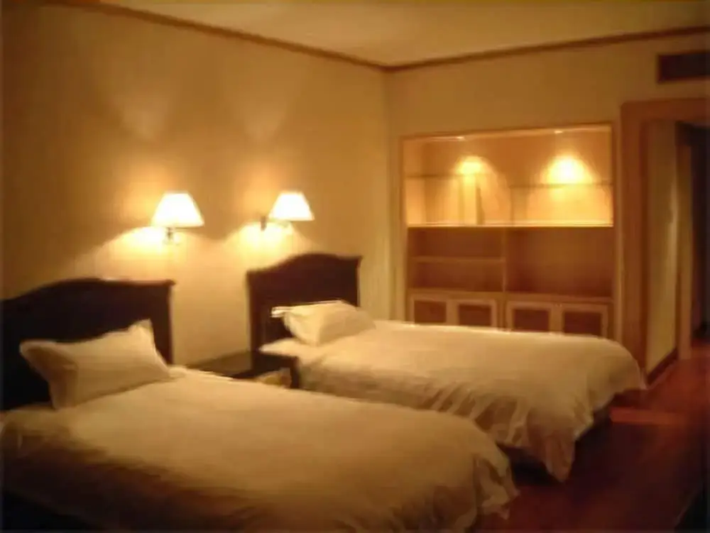 Гонконг: Oriental Pearl Budget Hotel