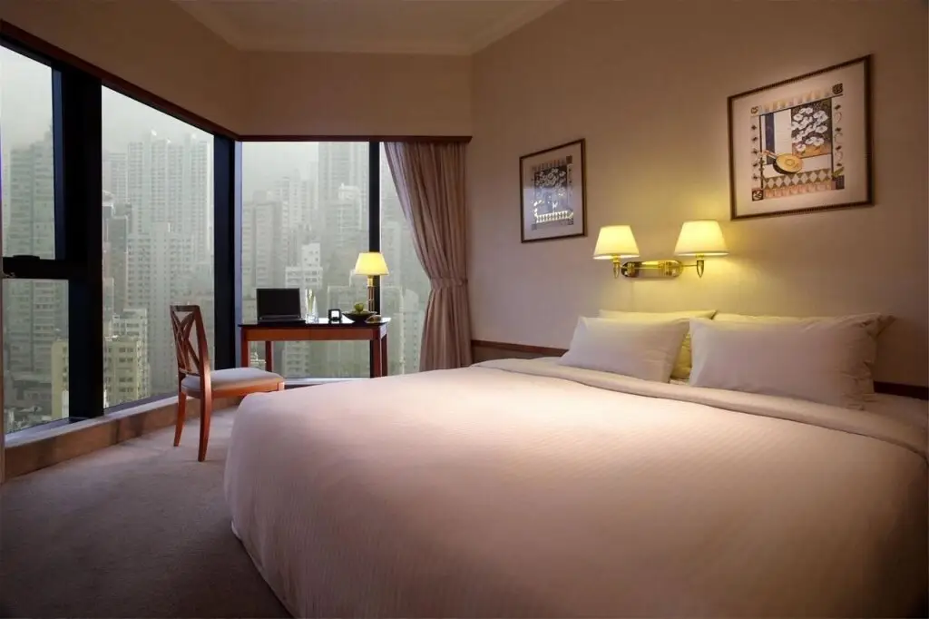 Гонконг: Island Pacific Hotel