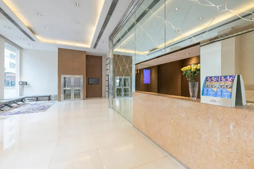 Коулун: Silka Seaview Hotel