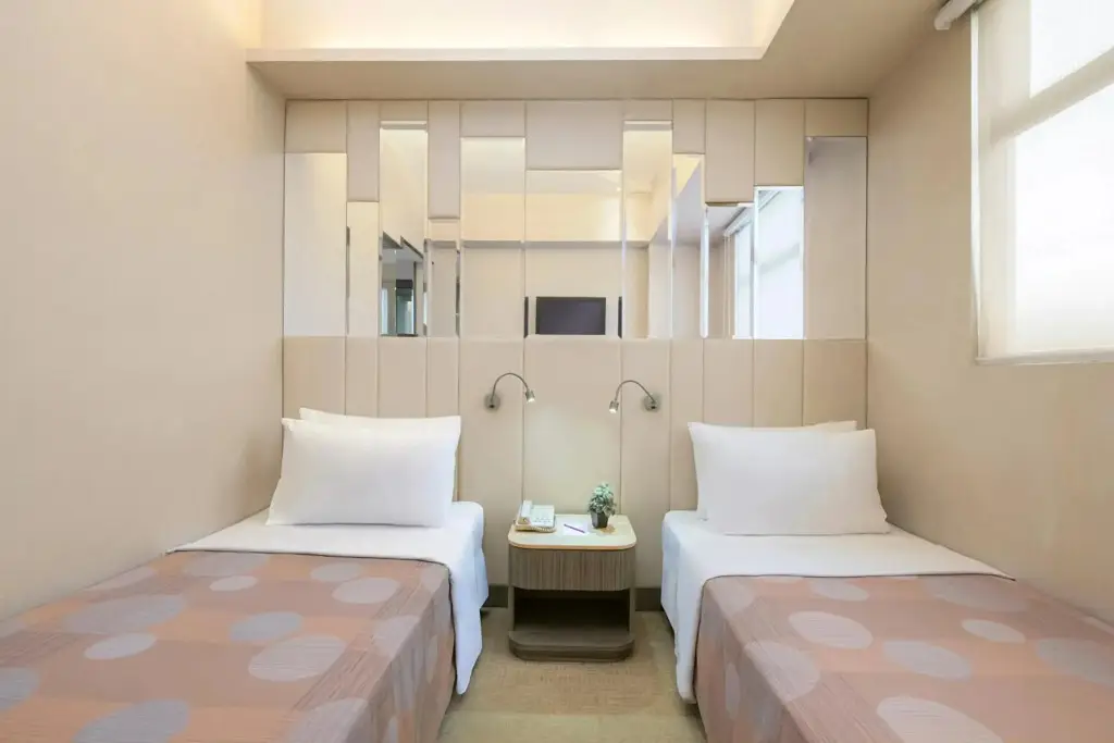 Коулун: Silka Seaview Hotel