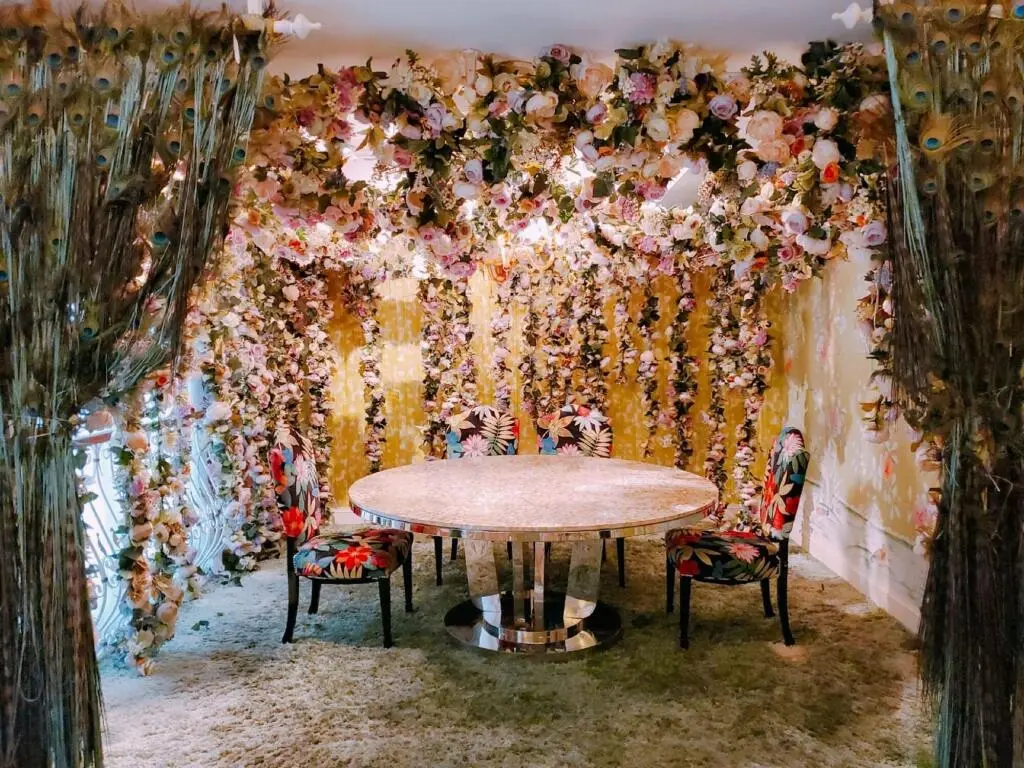 Гонконг: The Luxe Manor