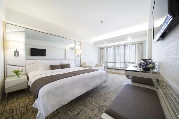 Гонконг: Regal Oriental Hotel