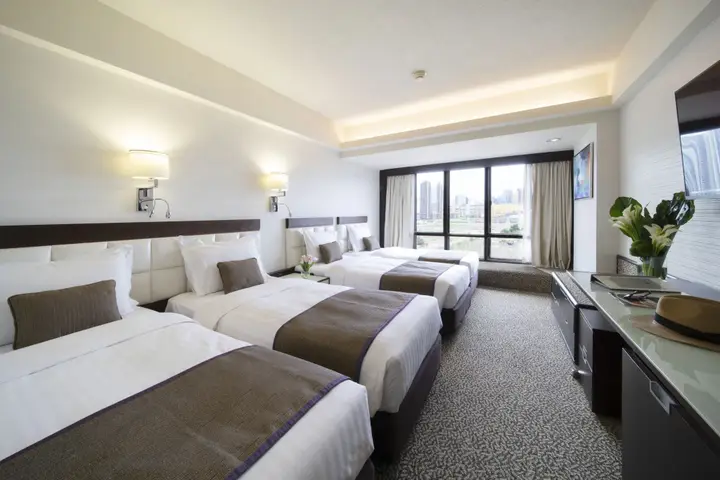 Гонконг: Regal Oriental Hotel