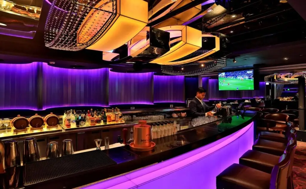 Гонконг: The Mira Hong Kong Hotel