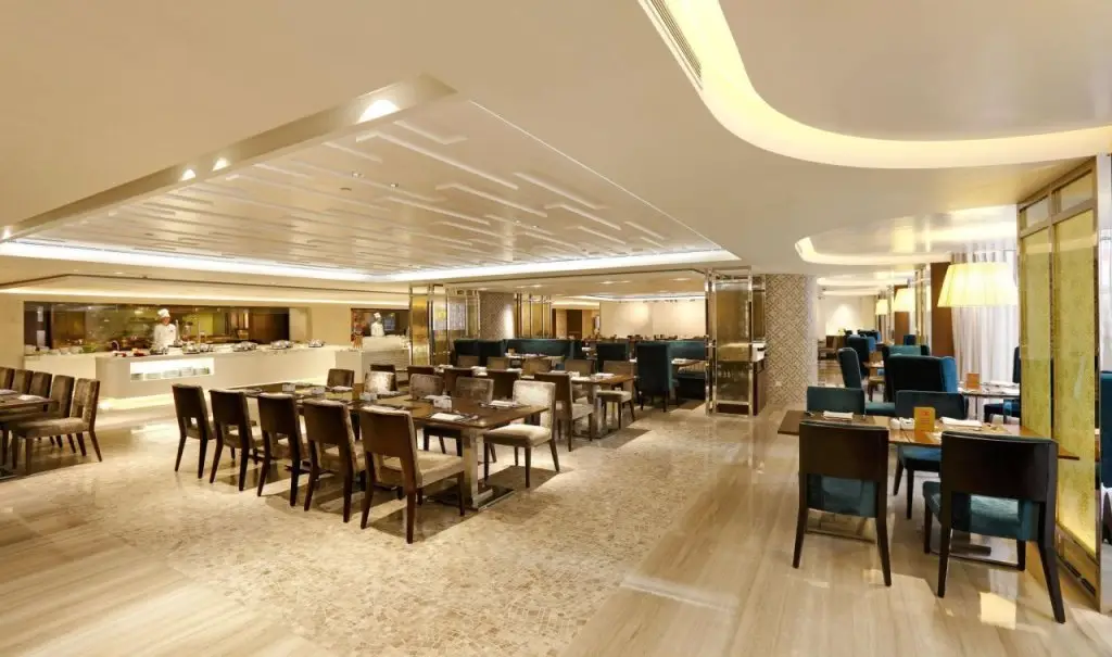 Гонконг: Prudential Hotel