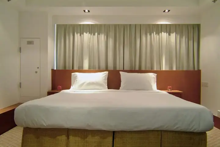 Гонконг: JJ Hotel