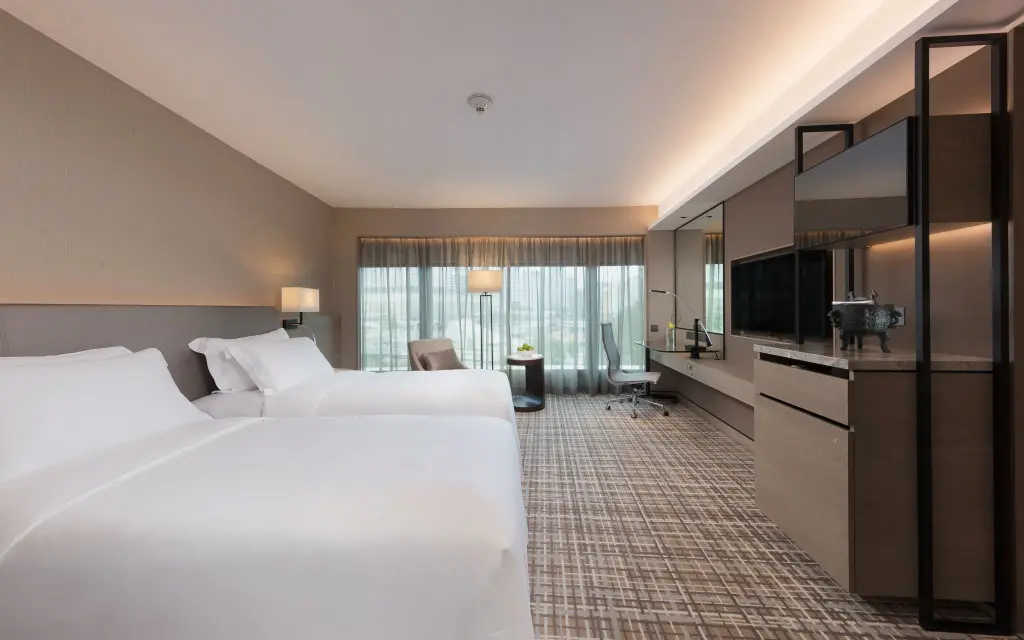 Гонконг: New World Millennium Hong Kong Hotel