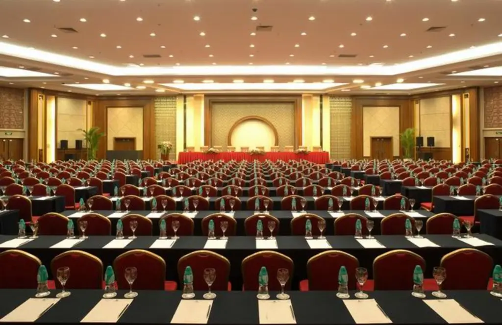Пекин: Capital Hotel Beijing