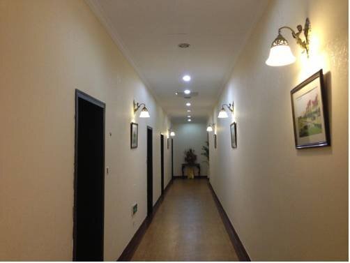 Циндао: Gold Lampstand Garden Holiday Hotel Qingdao