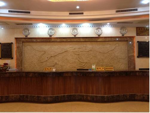 Циндао: Gold Lampstand Garden Holiday Hotel Qingdao