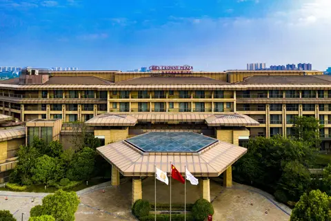 Crowne Plaza Xuzhou Dalong Lake — фото 1