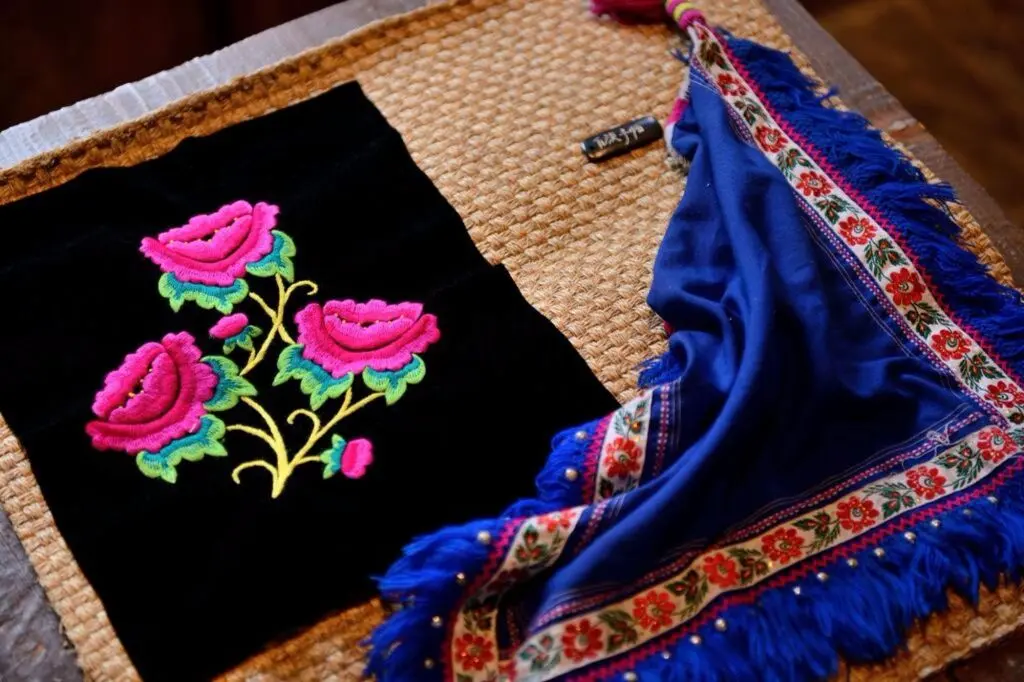 Лицзян: Blossom Hill Inn Lijiang Weavingland