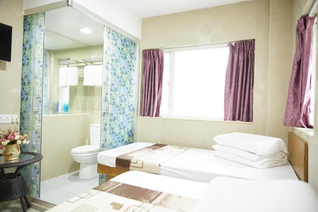 Me Easy Hostel — фото 1