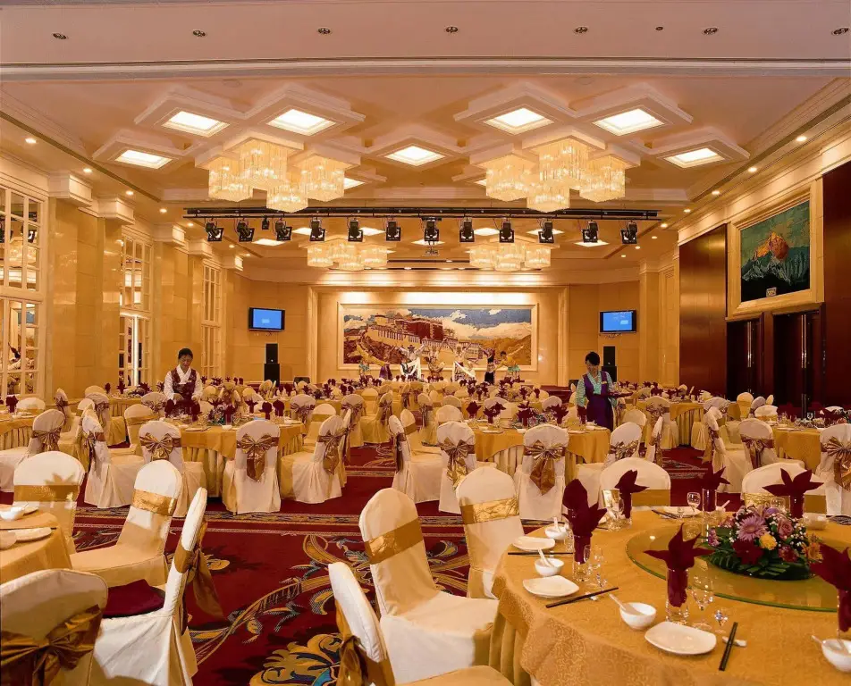 Пекин: Beijing Tibet Hotel