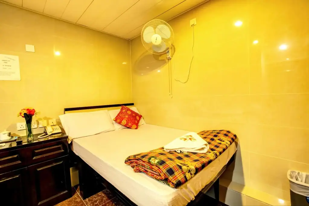 Гонконг: Nagaland Guest House