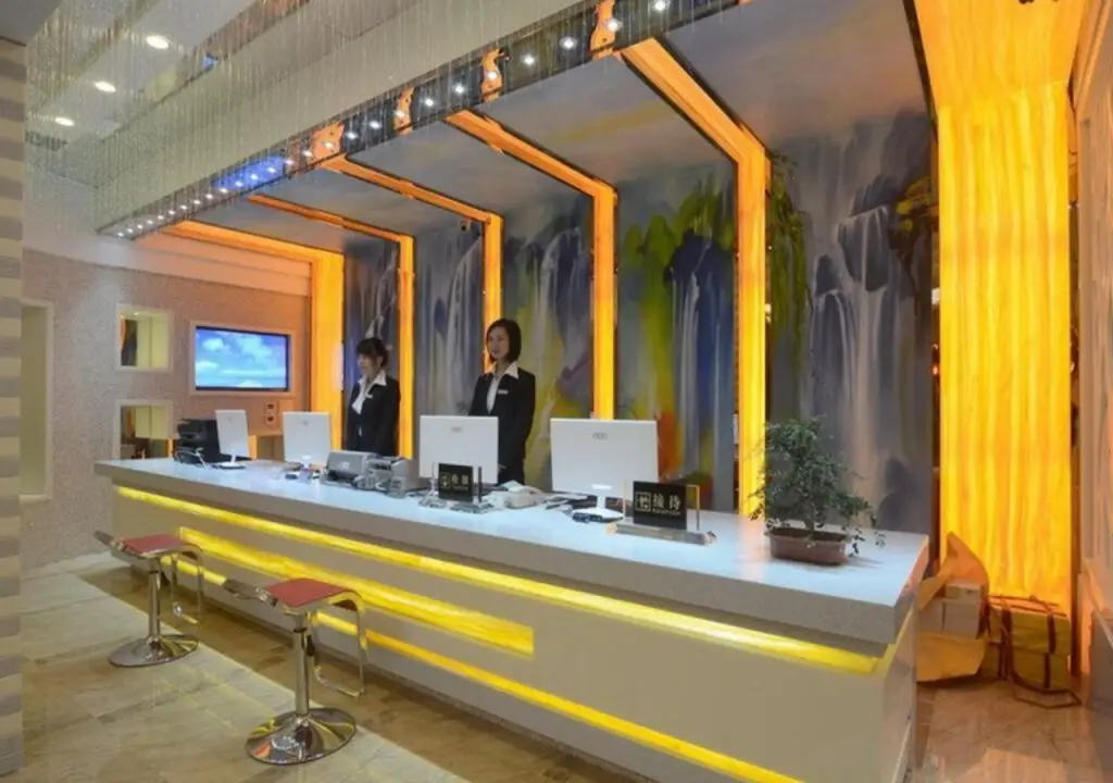 Yiwu Chu Xin Hotel — фото 1