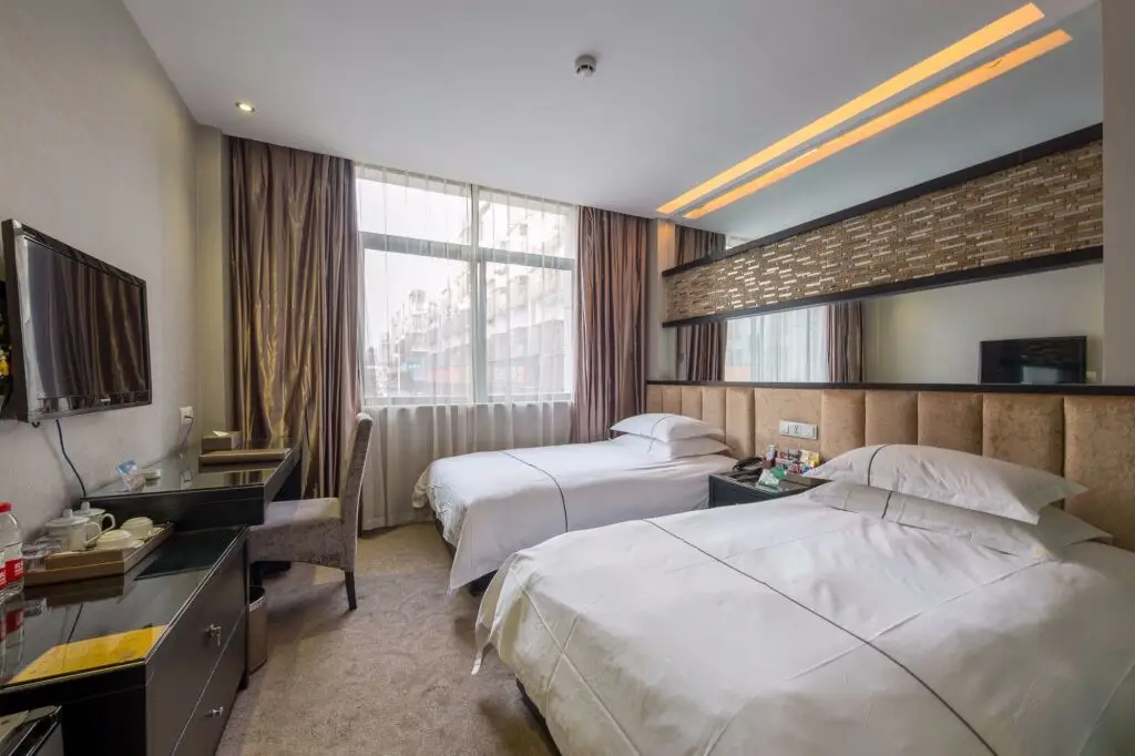 Иу: Lvgu Hotel