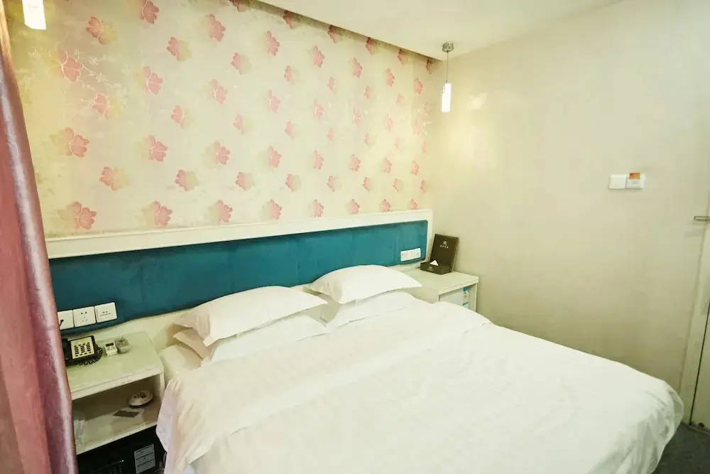 Гуанчжоу: Xinghe Xinfeng Hotel Railway Station & Bus Station Branch