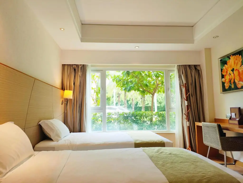 Санья: Ocean View Resort Yalong Bay