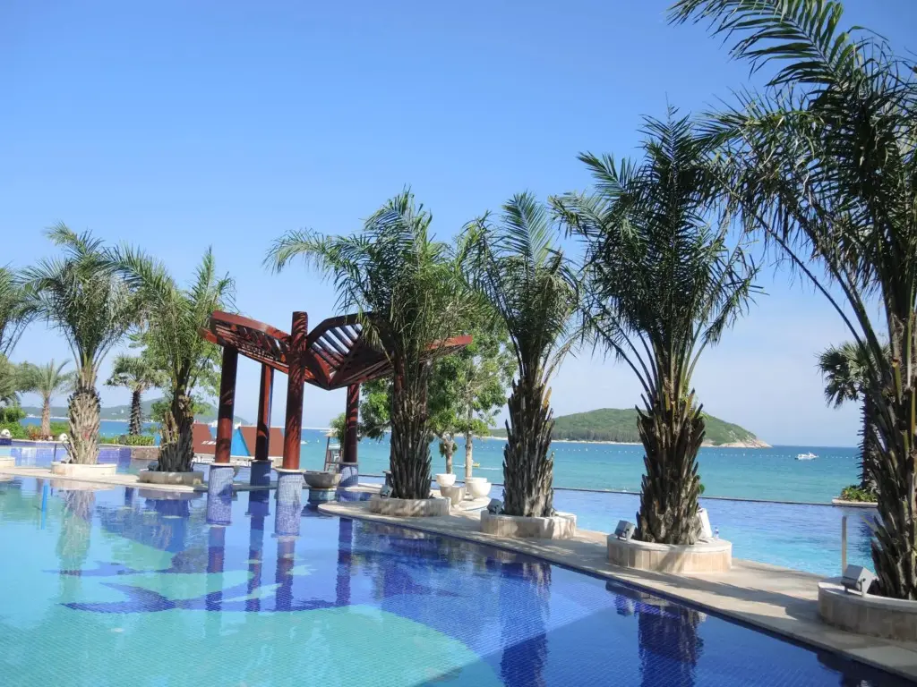 Санья: Ocean View Resort Yalong Bay