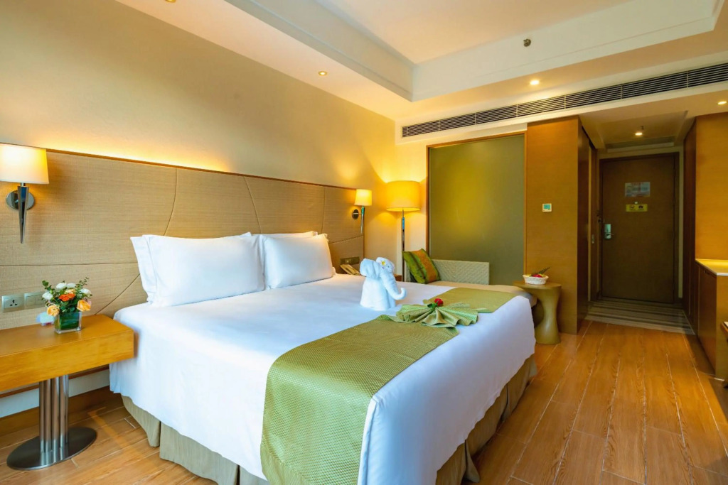 Санья: Ocean View Resort Yalong Bay
